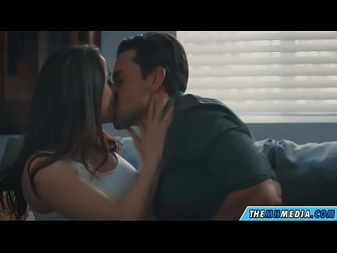 ❤️ ʻO ka moe kolohe me ka makuahine busty maikaʻi ❤️❌ Porno ia makou ❌❤